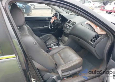 2005 Honda Accord 2.4 Ex z USA, uszkodzony, nr VIN 1HGCM56865A059410